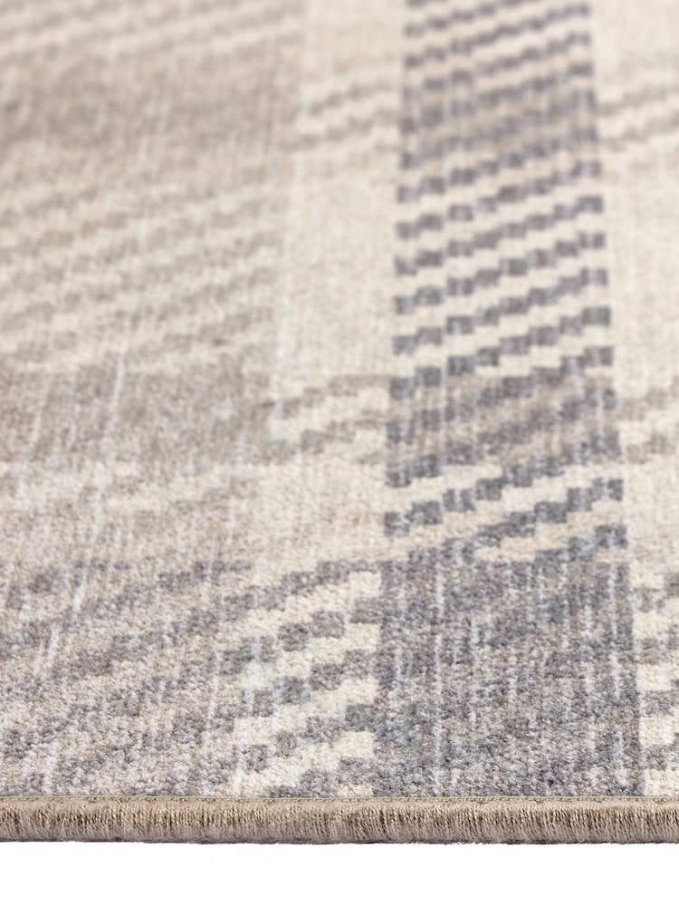 Hug Rug Cream Isla Plaid Rug - Image 4 of 4 Hug Rug Cream Isla Plaid Rug - Image 4 of 4