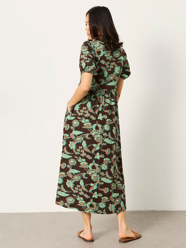 batik midi dress Jelika Midi Dress in Bohemian Batik Maroon Peach