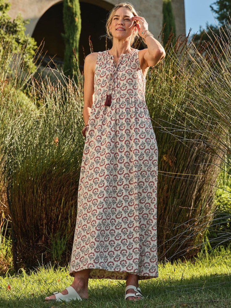 FatFace Elsa Ivory Woodblock Jersey Maxi Dress - Image 1 of 6