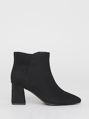 Simply Be Black Extra Wide Fit Pointed Toe Ankle Boot With Block Heel - Image 2 of 4
