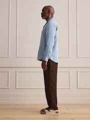 棕色 - Signature 100% Linen Textured Trousers With Elasticated Waist - 圖片 4/10