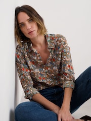 Seasalt Cornwall Brown Larissa Shirt in Crinkled Cotton - Image 3 of 6
