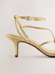 Złoty - Forever Comfort Leather Strappy Heeled Sandals - Obraz 6 z 8