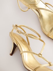 Złoty - Forever Comfort Leather Strappy Heeled Sandals - Obraz 8 z 8