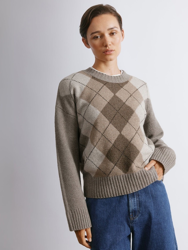 Albaray Argyle Brown Jumper - Image 1 of 4 Albaray Argyle Brown Jumper - Image 1 of 4
