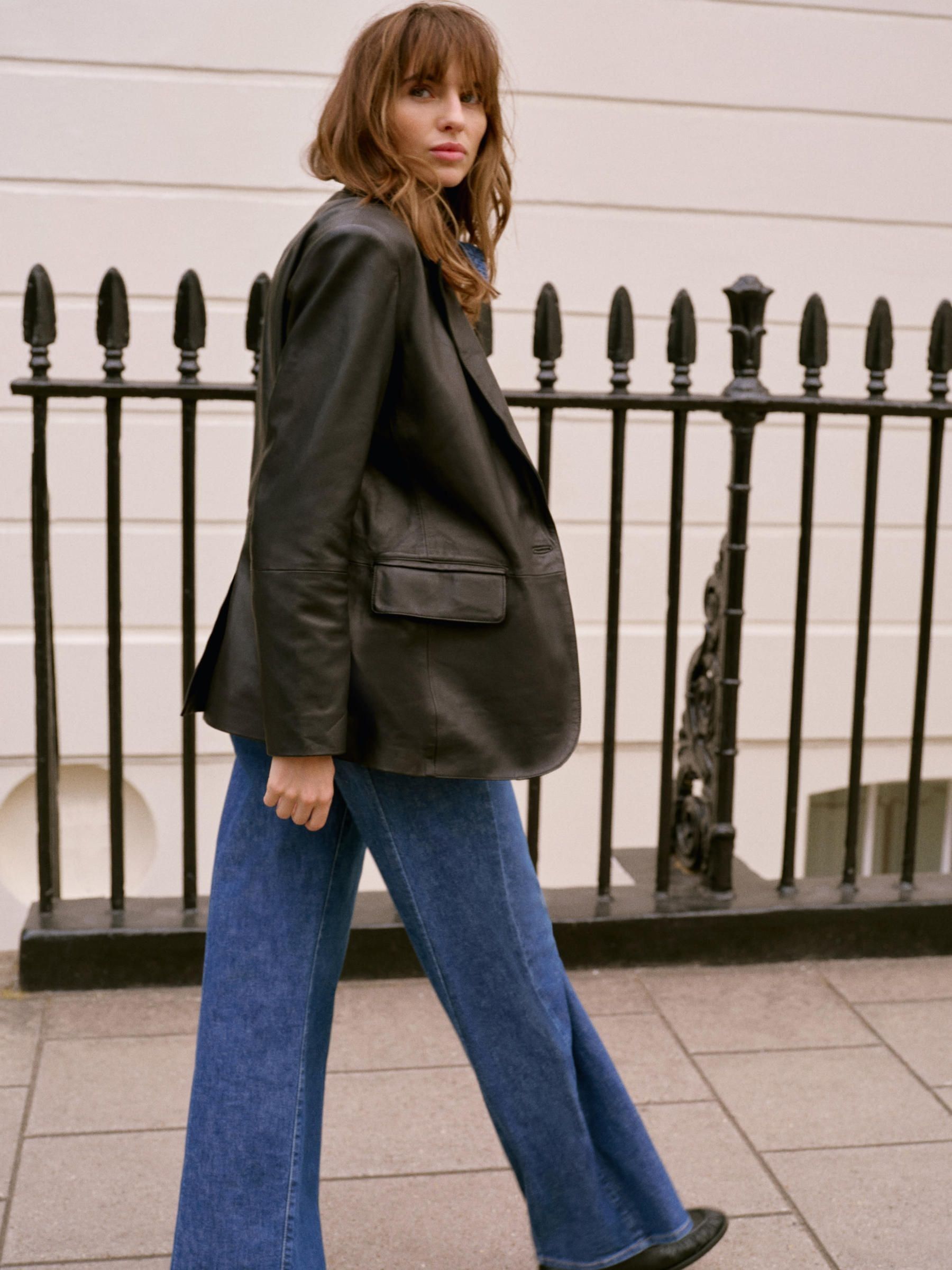 Back Shift – glossy leather blazer with knitted sleeves and back main image 0
