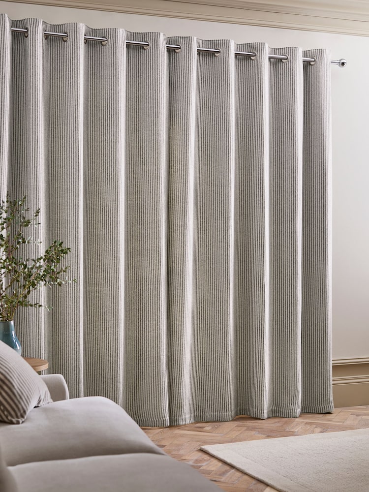 Børstede stripete øyegardiner - Bilde 2 av 4 Børstede stripete øyegardiner - Bilde 2 av 4