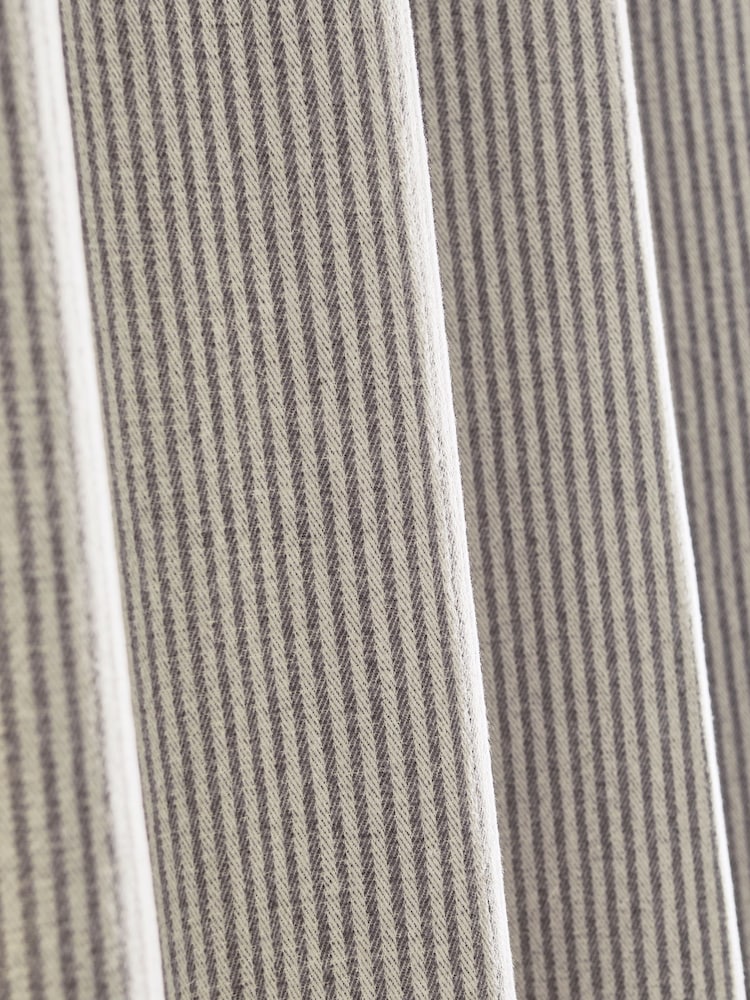 Børstede stripete øyegardiner - Bilde 4 av 4 Børstede stripete øyegardiner - Bilde 4 av 4