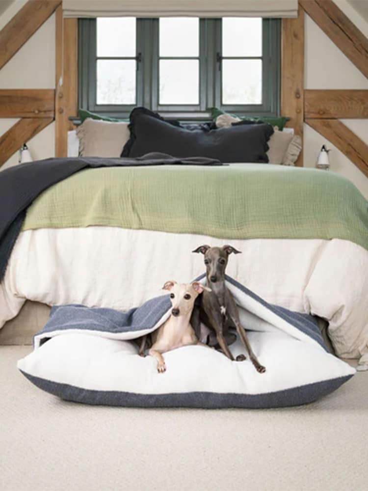 Lords and Labradors Oxford Herringbone Sleepy Burrows Dog Bed - Image 1 of 6