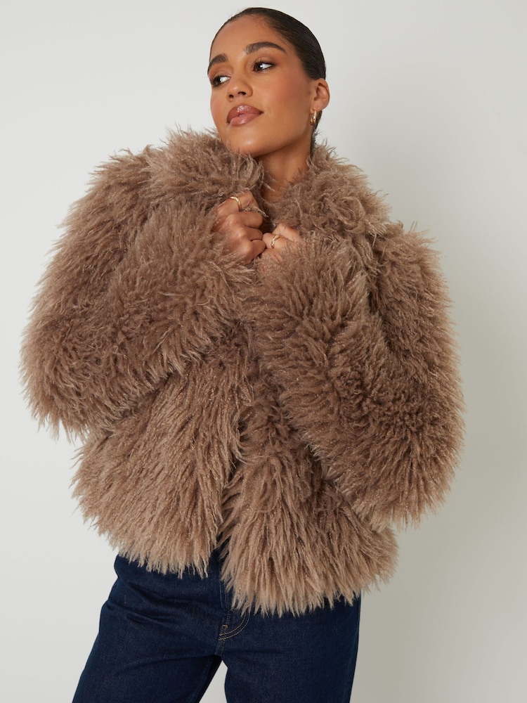 Threadbare Brown Collared Faux Fur Coat - Image 1 of 5 Threadbare Brown Collared Faux Fur Coat - Image 1 of 5