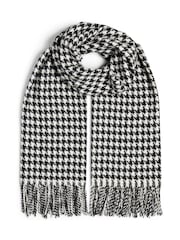 Pieces Black Wool Scarf - Image 1 of 2
