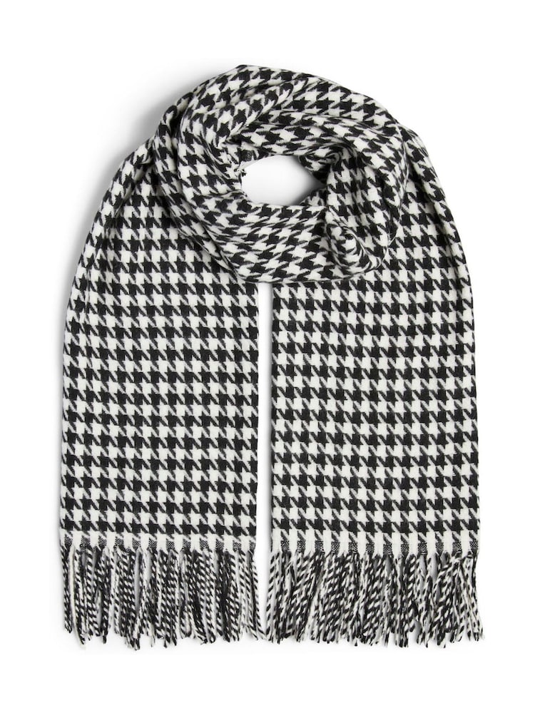Pieces Black Wool Scarf - Image 1 of 2