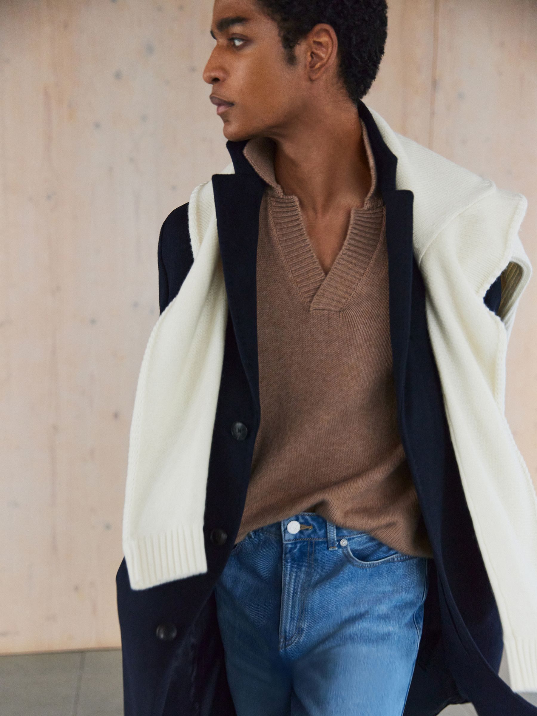 Next：日本 キャメル - Reiss Longford ウール混 オープンカラー