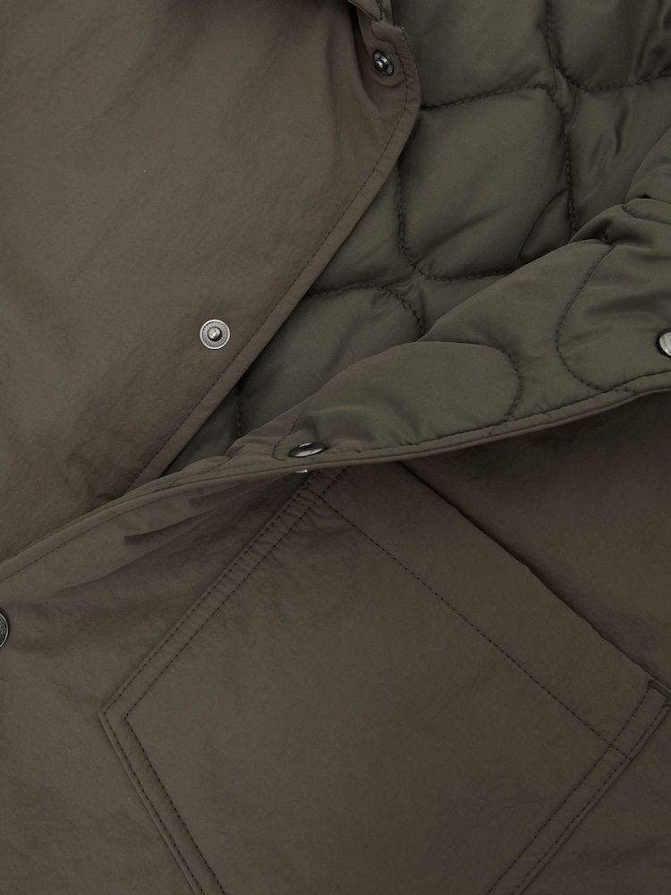 Verde oscuro - Camisa acolchada con botones a presión Vasey de Reiss - Imagen 6 de 6