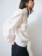 BHOEM Embroidered Crochet Cotton White Blouse - 5的图像2｝