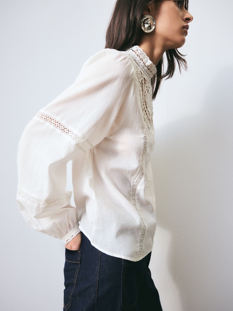 BHOEM Embroidered Crochet Cotton White Blouse - 5的图像2｝