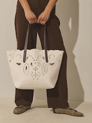 Neutral Floral Cut Out Shoulder Bag - Image 2 of 8