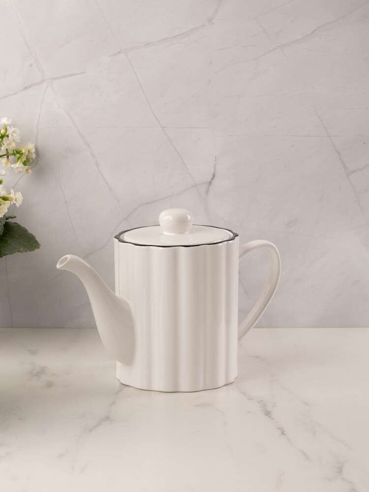 Style Sisters White Ribbed 800ML Teapot - Image 2 of 4 Style Sisters White Ribbed 800ML Teapot - Image 2 of 4