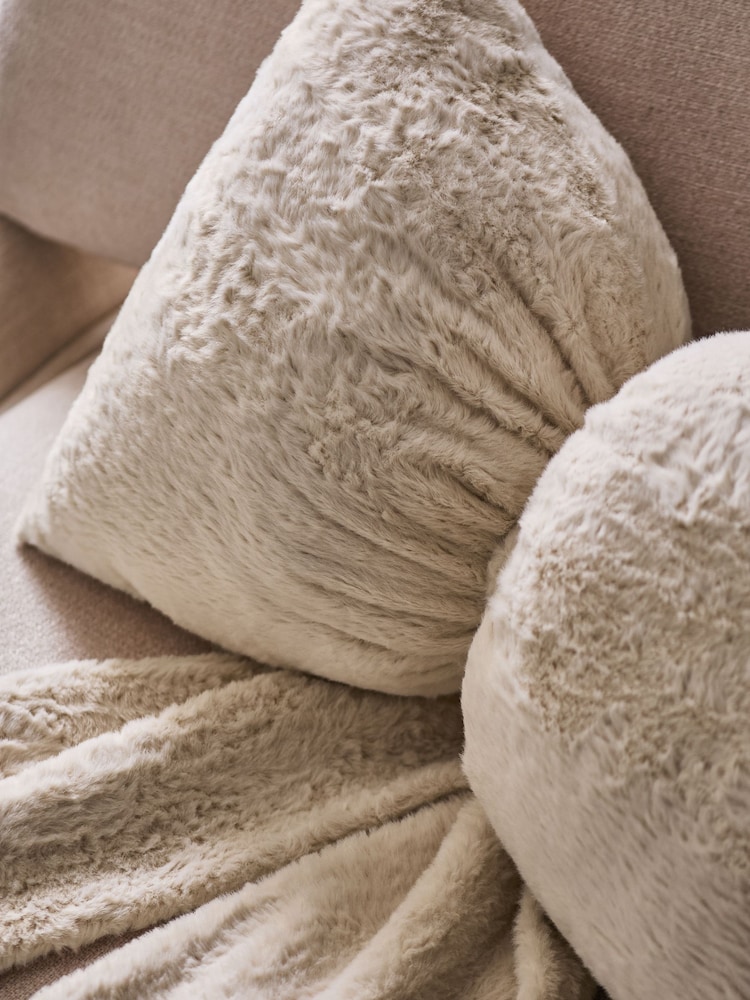 Natural 3D Extra Large Faux Fur Bow Cushion - Image 4 of 4