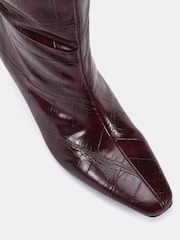 Rot - Novo GRACELYN Curved Mid Heel Knee Boots - Bild 5 von 5