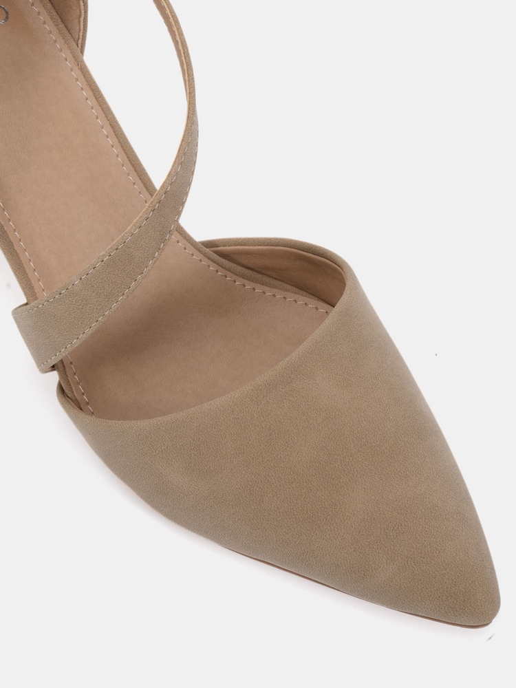 Novo Natural Wide Fit Idaho Mid Block Asymetric Strap Point Courts - Image 4 of 4
