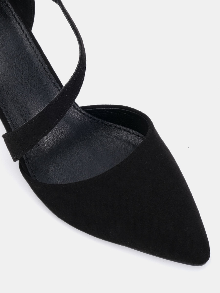 Novo Black Wide Fit Idaho Mid Block Asymetric Strap Point Courts - Image 6 of 6