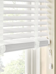 Cream Dream Fine Grain Made To Measure 50mm Starwood Fauxwood 25mm Arctic Taped Venetian Blinds - Image 4 of 5
