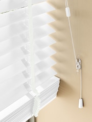 Cream Dream Made To Measure 50mm Starwood Fauxwood 25mm Arctic Taped Venetian Blinds - Image 4 of 5