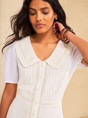 Love & Roses White Statement Collar Trim Detail Midi Dress - Image 2 of 4