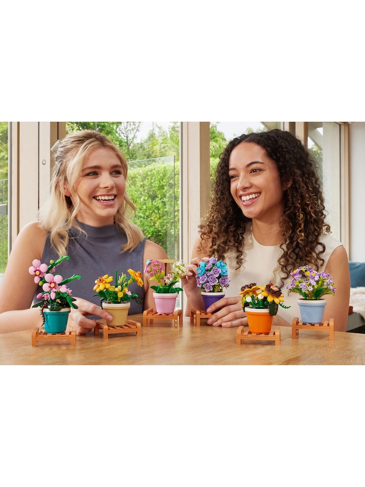 Zuru Max Premium S1 Garden Pot Plants C Capsule 2 Pack - Image 6 of 6 Zuru Max Premium S1 Garden Pot Plants C Capsule 2 Pack - Image 6 of 6
