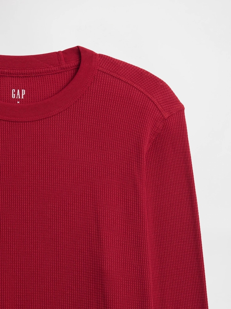 Gap Red Waffle Knit Crew Neck T-Shirt - Image 5 of 5 Gap Red Waffle Knit Crew Neck T-Shirt - Image 5 of 5