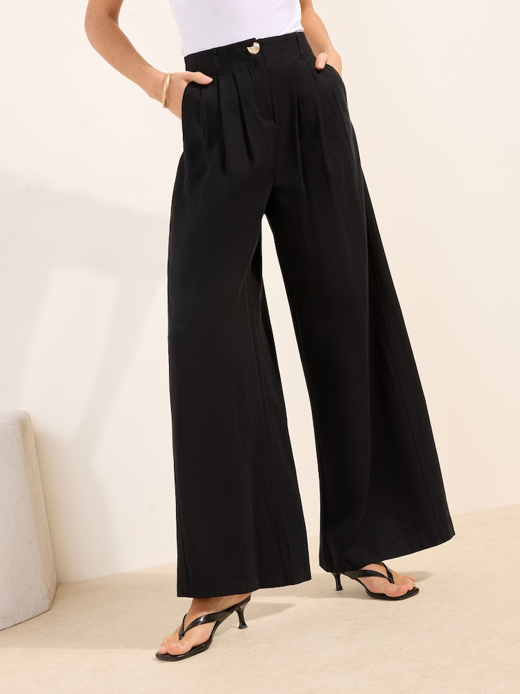 Friends Like These Super Wide Leg Tailored Trousers - Bild 1 von 5