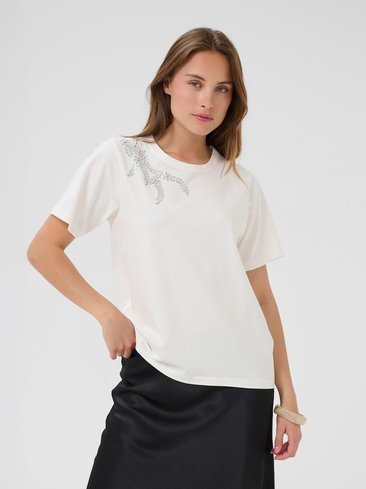 CULTURE White CUjasona Gith Relaxed Fit T-Shirt - Image 1 of 6 CULTURE White CUjasona Gith Relaxed Fit T-Shirt - Image 1 of 6
