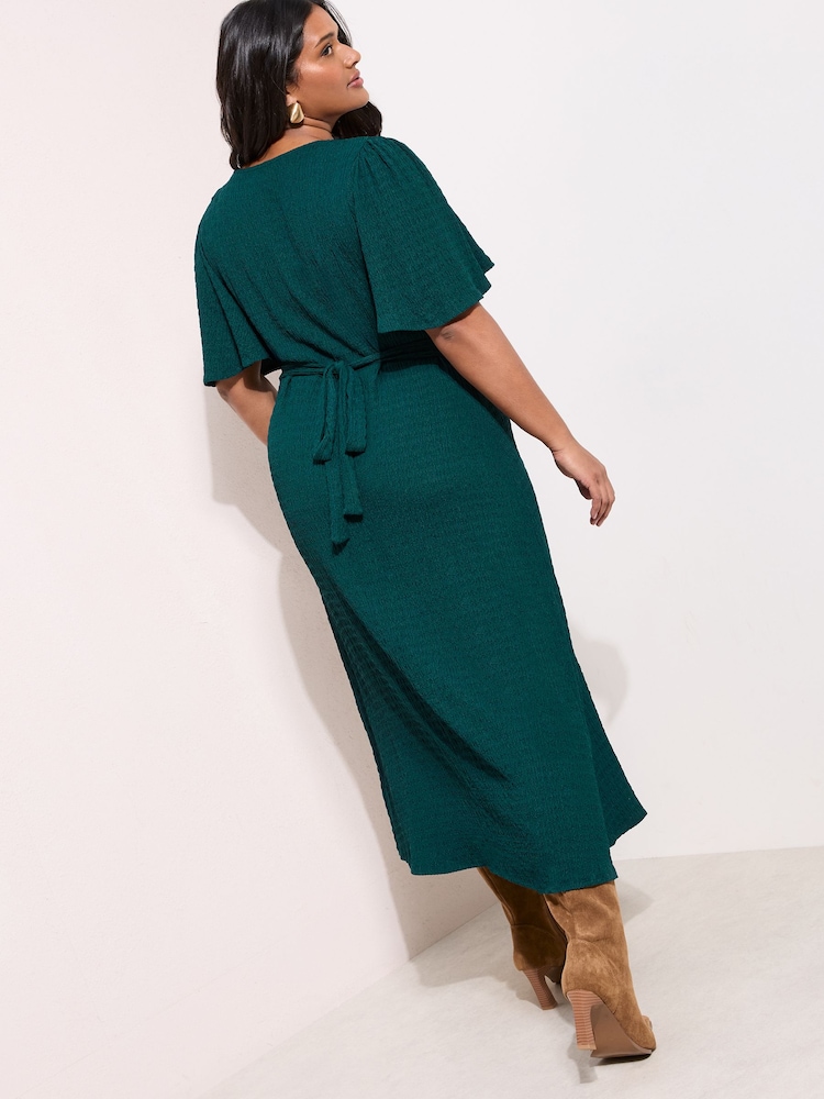 Friends Like These Green Curve Textured Jersey V-Neck Midi Dress - Image 4 of 4