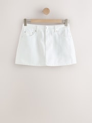 أبيض - سكورت دنيم قصيرة للقوام الرشيق - صورة 7 من 10