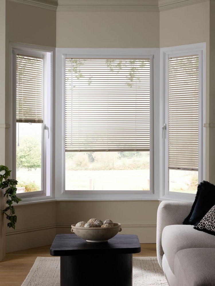 White Spirit Made To Measure Perfect Fit 25mm Aluminium Venetian Blinds - Image 1 of 6