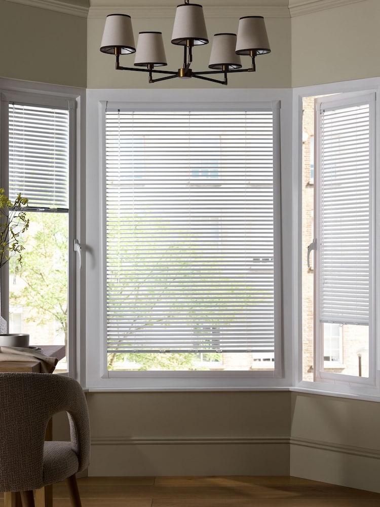 White Gloss Made To Measure Perfect Fit 25mm Aluminium Venetian Blinds - Image 1 of 4