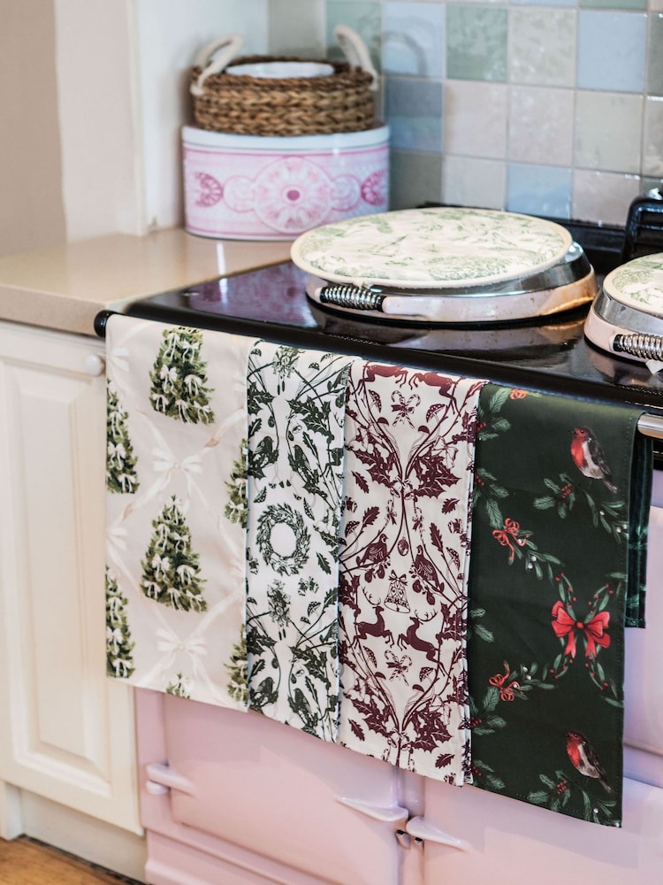 Avalon Home Burgundy Stag & Wreath Tea Towel - Image 5 of 5 Avalon Home Burgundy Stag & Wreath Tea Towel - Image 5 of 5