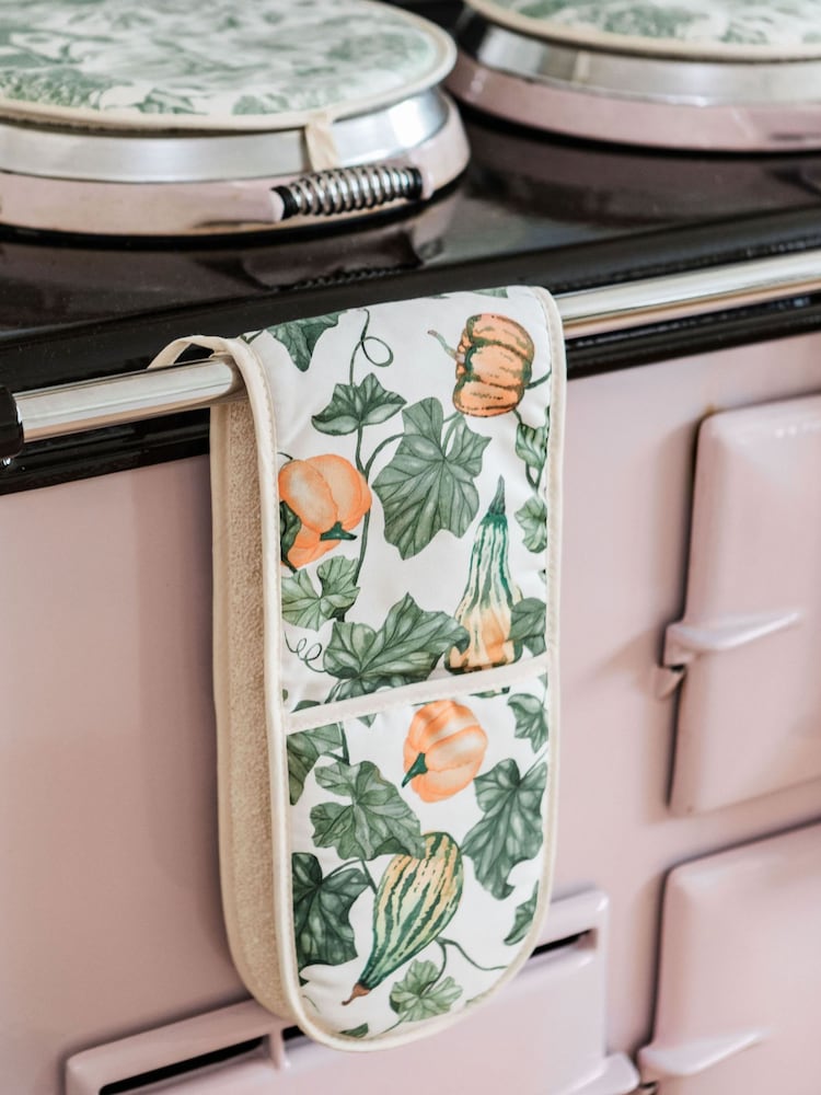 Avalon Home Fallen Gourds Oven Gloves - صورة 1 من 5