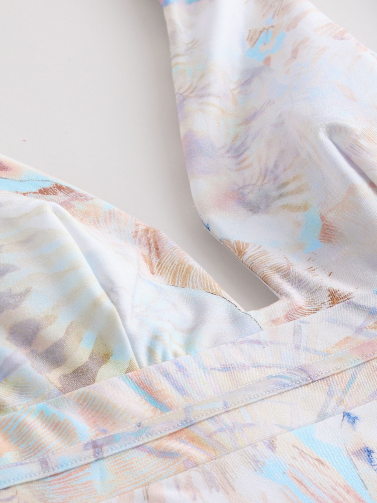 Pastel Blue Shell - بدلة سباحة مكشوفة بخاصية للتحكم في البطن - صورة 2 من 4