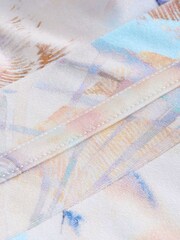 Pastellblaue Muschel - Figurformender Badeanzug mit tiefem Ausschnitt und Bauchkontrolle - Bild 7 von 9