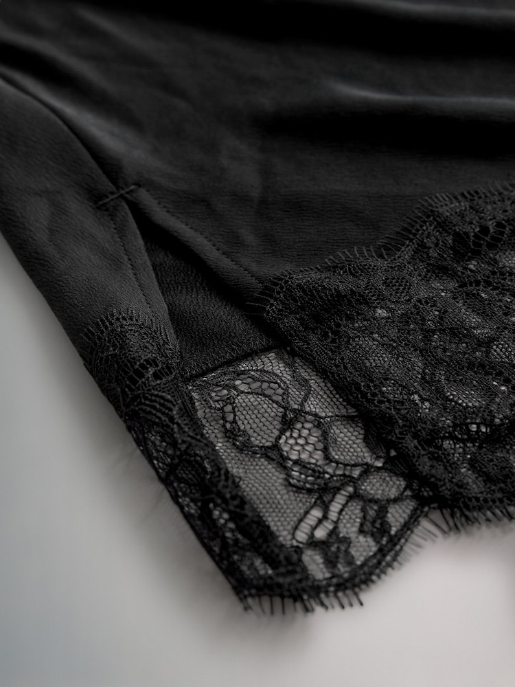 Black/ Burgundy Red - The Set 2 Pack Satin Crepe Lace Trim Camisole - Slika 5 iz 5 Black/ Burgundy Red - The Set 2 Pack Satin Crepe Lace Trim Camisole - Slika 5 iz 5