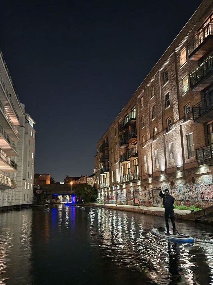 Indytute Full Moon Paddleboarding for Two London Gift Experience - Image 1 of 4 Indytute Full Moon Paddleboarding for Two London Gift Experience - Image 1 of 4