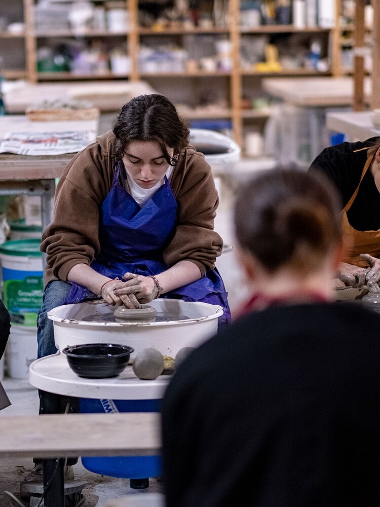 Indytute London Stoke Newington Pottery Experience for One 2 Hours London Gift Experience - Image 2 of 4 Indytute London Stoke Newington Pottery Experience for One 2 Hours London Gift Experience - Image 2 of 4