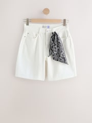 White Scarf - 百慕達牛仔短褲 - 圖片 6，共 9