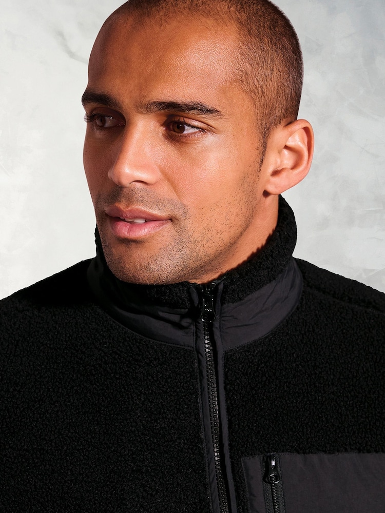 Brook Taverner Black Zip Through Borg Fleece - Image 2 of 3 Brook Taverner Black Zip Through Borg Fleece - Image 2 of 3
