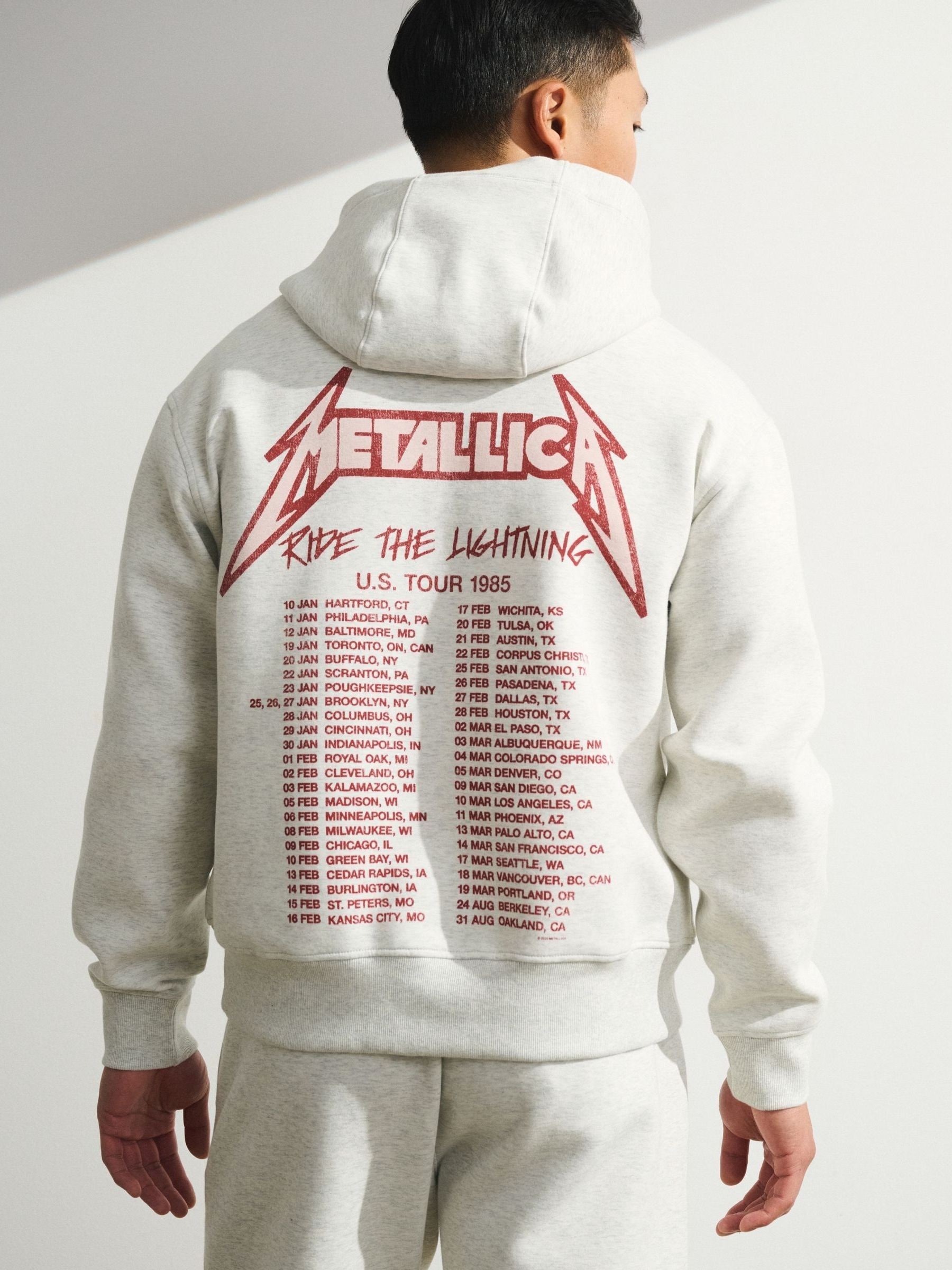廃盤新品未使用Abercrombie & Fitch RED Buy YPB Abercrombie & Fitch Grey Neo KNIT MAX Popover Metallica