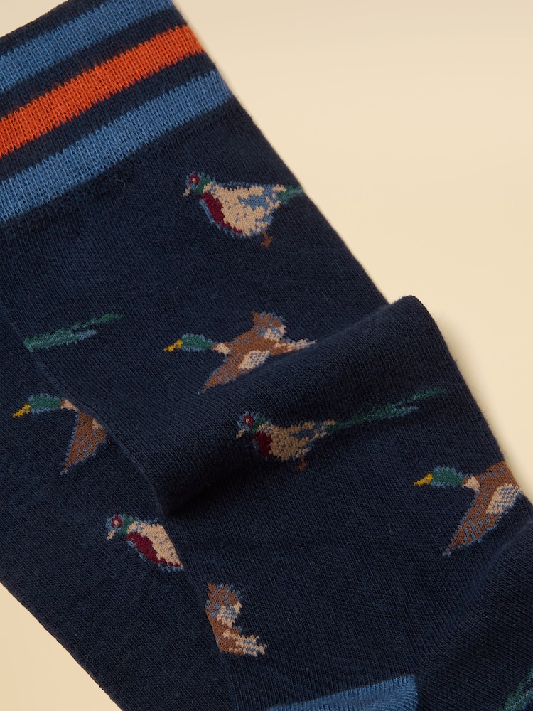 Joules Men's Kingsbury Navy Birds Socks 2 Pack (size 7-12) - Image 2 of 3 Joules Men's Kingsbury Navy Birds Socks 2 Pack (size 7-12) - Image 2 of 3