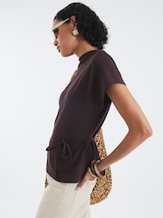 River Island Short Sleeve Premium Belted T-Shirt - صورة 2 من 4
