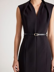 River Island V-hals midikjole med belte - Bilde 3 av 4